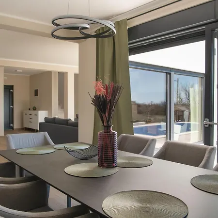 Cozy In With Kitchen * Krnica